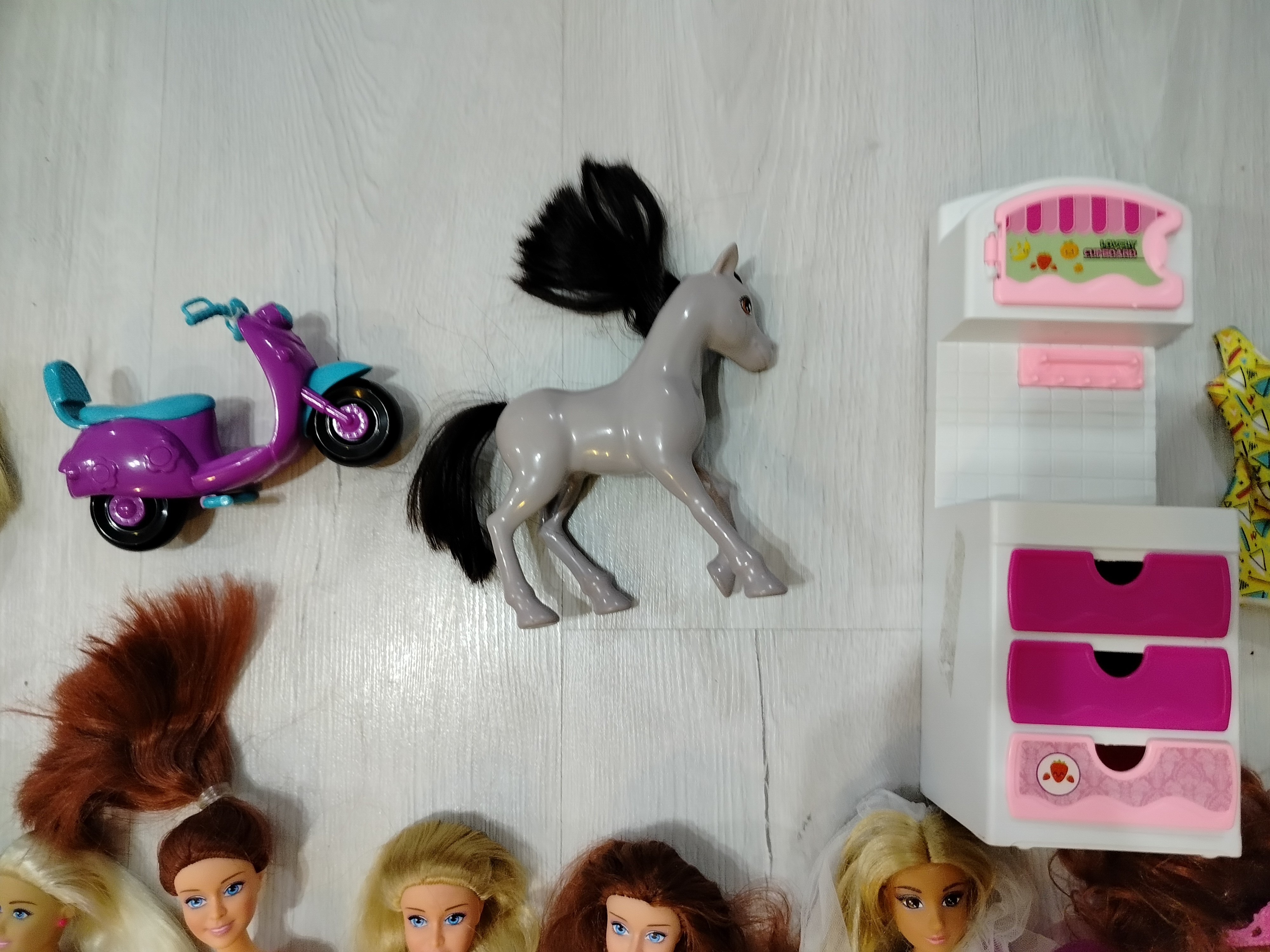 Toplu oyuncak bebek seti – 33 bebek + aksesuarlar